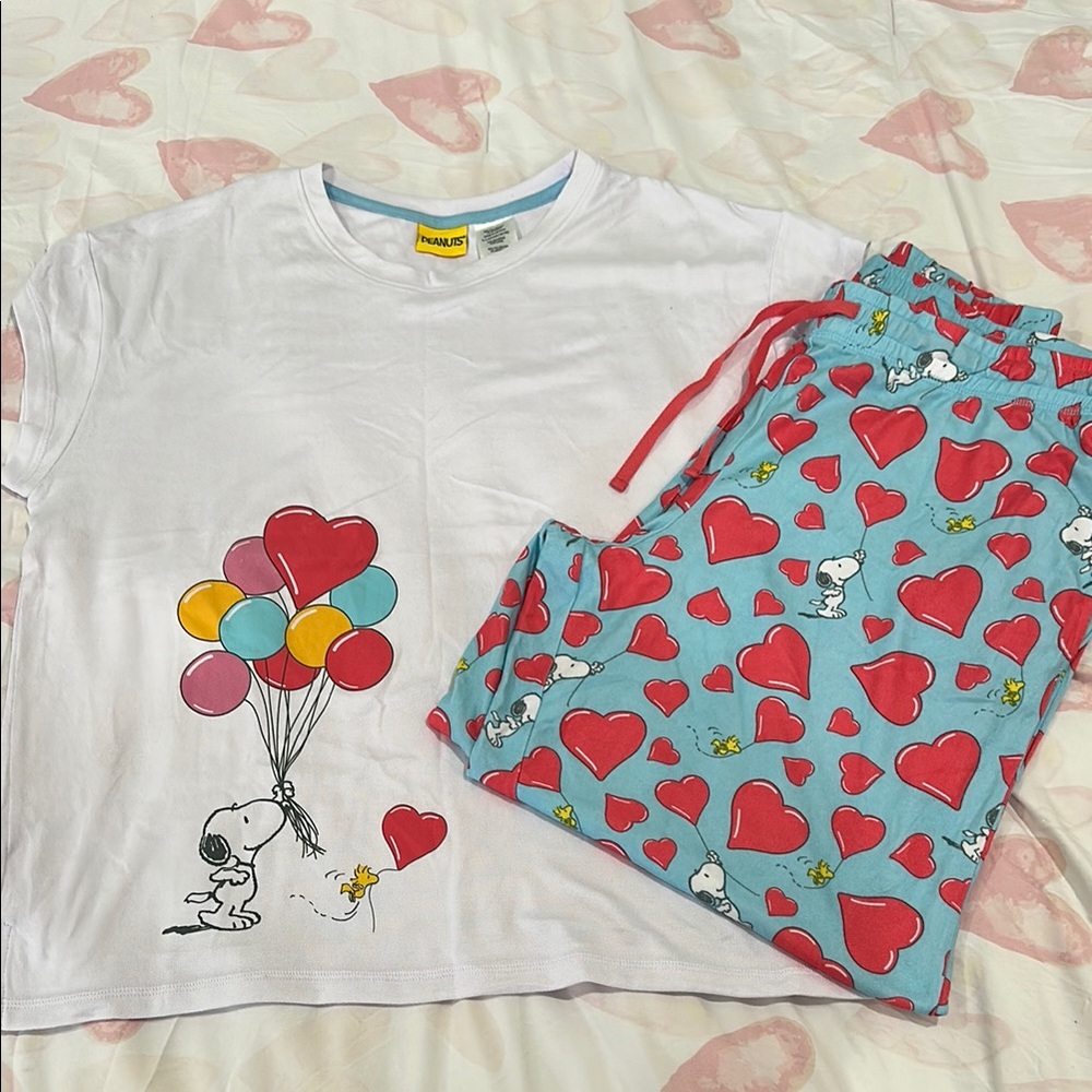 Peanuts Pajama Set White and Blue with Playful Design